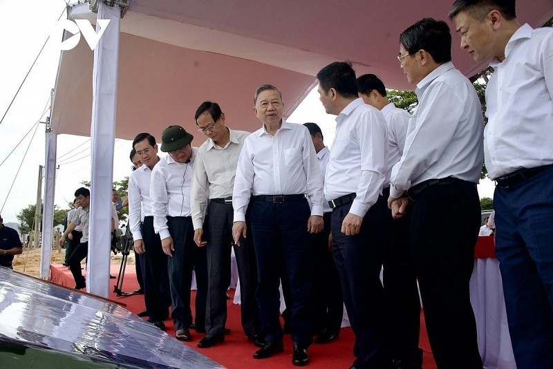 The General Secretary of the Communist Party To Lam inspected  the site of the Ninh Thuan 1 NPP project
