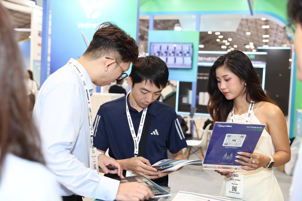 Impressive showing by Hoymiles at Solar & Storage Live Vietnam 2025