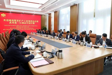 Vinacomin delegation meets with China National Coal Energy Group (China Coal)