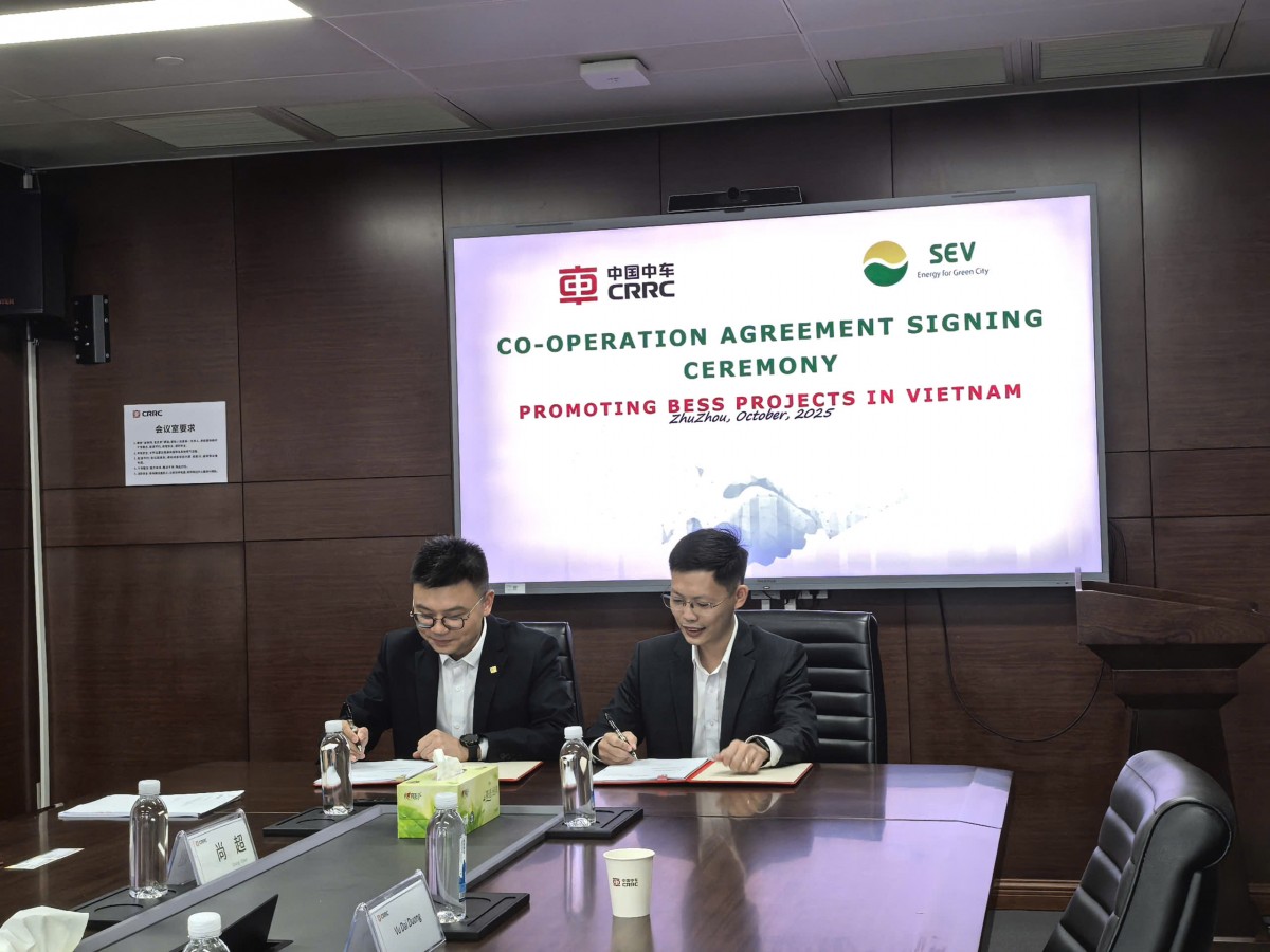 CRRC and SEV join forces to accelerate BESS development in Vietnam