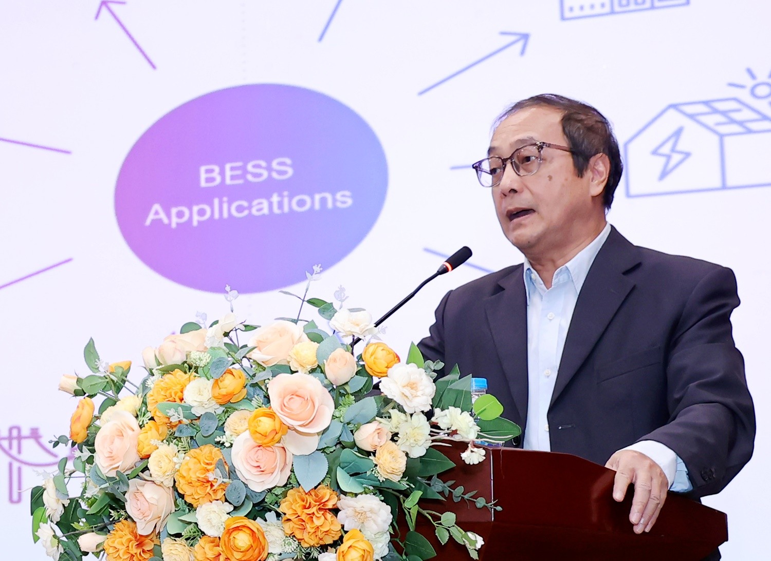 The 5th Vietnam Clean Energy Forum: Promoting policies and technologies for energy storage and industrial solar power The 5th Vietnam Clean Energy Forum: Promoting policies and technologies for energy storage and industrial solar power