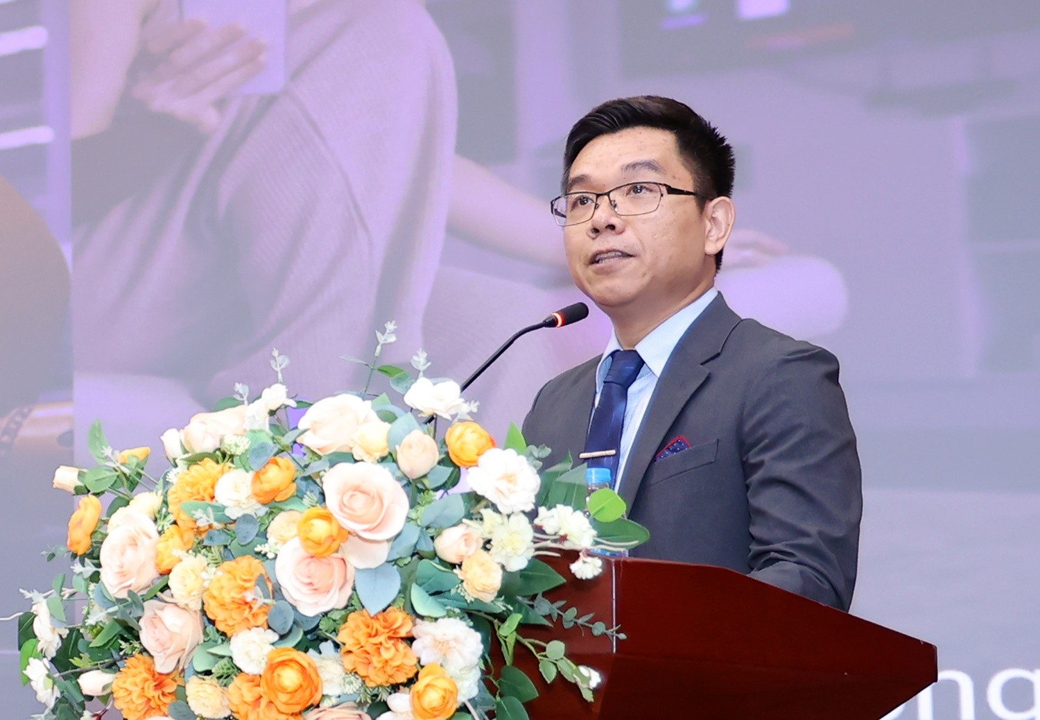 The 5th Vietnam Clean Energy Forum: Promoting policies and technologies for energy storage and industrial solar power The 5th Vietnam Clean Energy Forum: Promoting policies and technologies for energy storage and industrial solar power