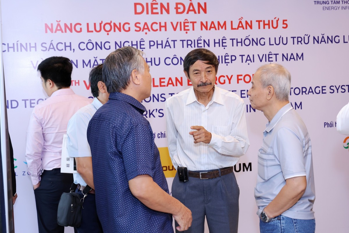 The 5th Vietnam Clean Energy Forum: Promoting policies and technologies for energy storage and industrial solar power The 5th Vietnam Clean Energy Forum: Promoting policies and technologies for energy storage and industrial solar power