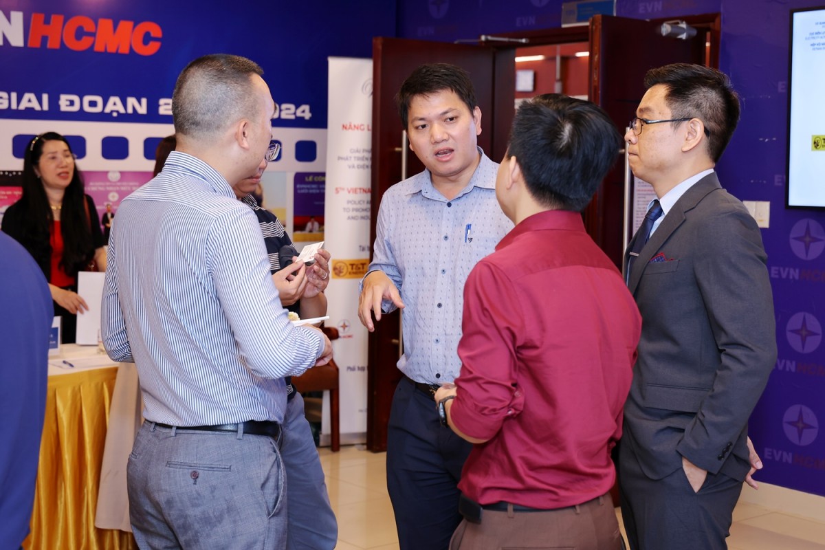 The 5th Vietnam Clean Energy Forum: Promoting policies and technologies for energy storage and industrial solar power The 5th Vietnam Clean Energy Forum: Promoting policies and technologies for energy storage and industrial solar power