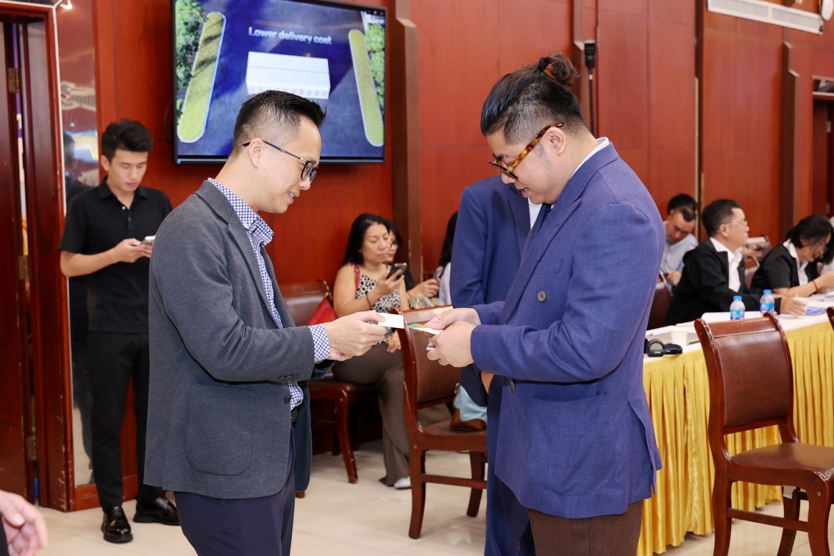 The 5th Vietnam Clean Energy Forum: Promoting policies and technologies for energy storage and industrial solar power The 5th Vietnam Clean Energy Forum: Promoting policies and technologies for energy storage and industrial solar power