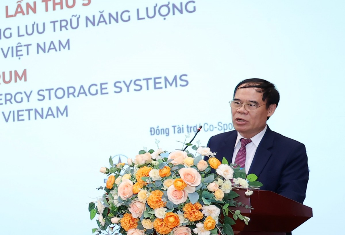 The 5th Vietnam Clean Energy Forum: Promoting policies and technologies for energy storage and industrial solar power The 5th Vietnam Clean Energy Forum: Promoting policies and technologies for energy storage and industrial solar power