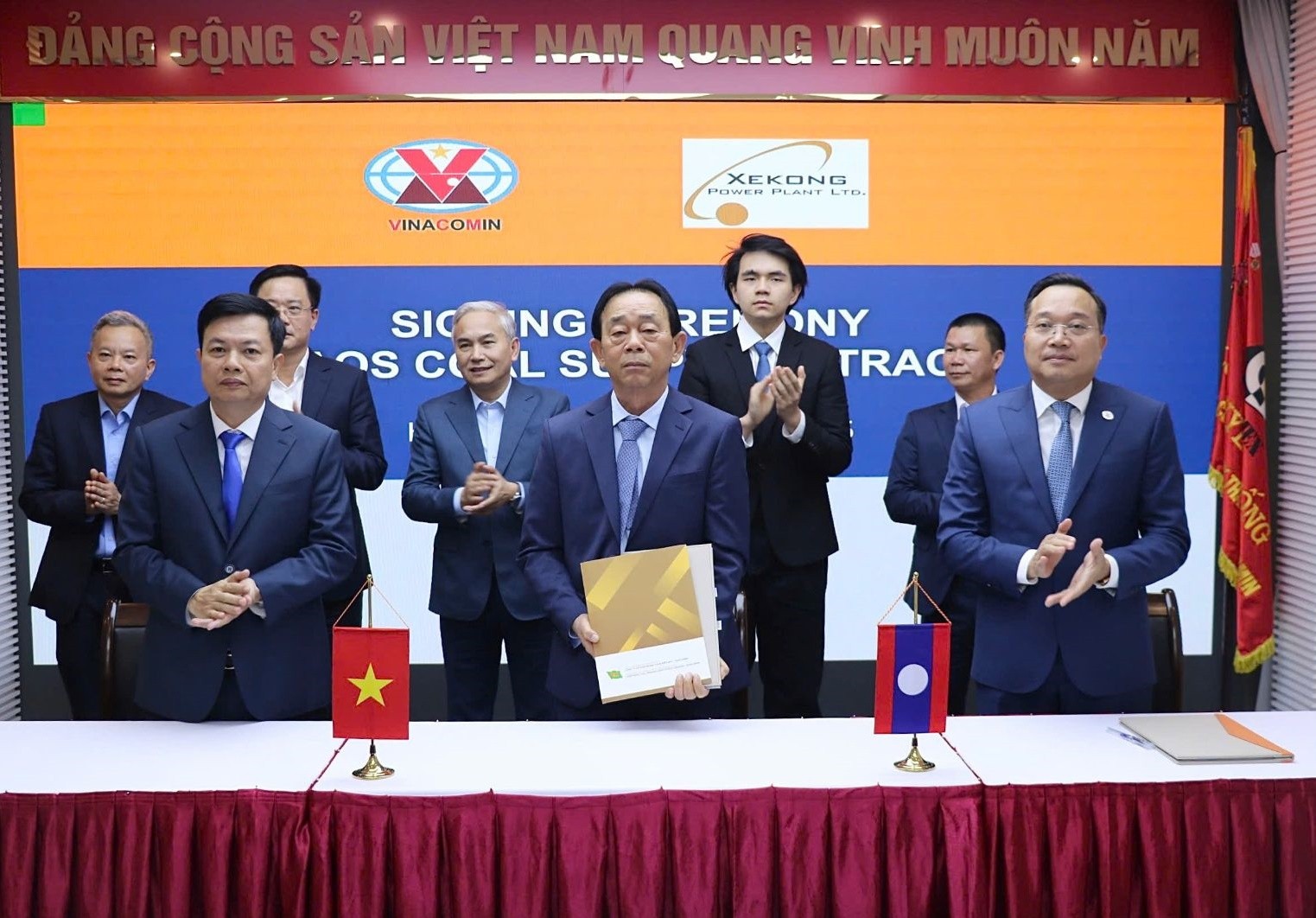 Strengthening coal trade cooperation between Laos and Vietnam Strengthening coal trade cooperation between Laos and Vietnam