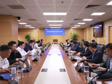 EVN và HUCE bàn định hướng hợp tác trong đào tạo, phát triển nguồn nhân lực