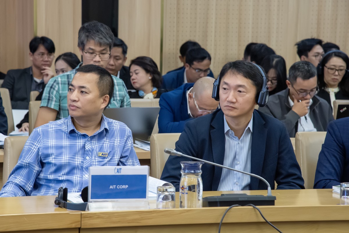 Realizing the Goals of Politburo Resolution No. 70 on Ensuring National Energy Security Realizing the Goals of Politburo Resolution No. 70 on Ensuring National Energy Security