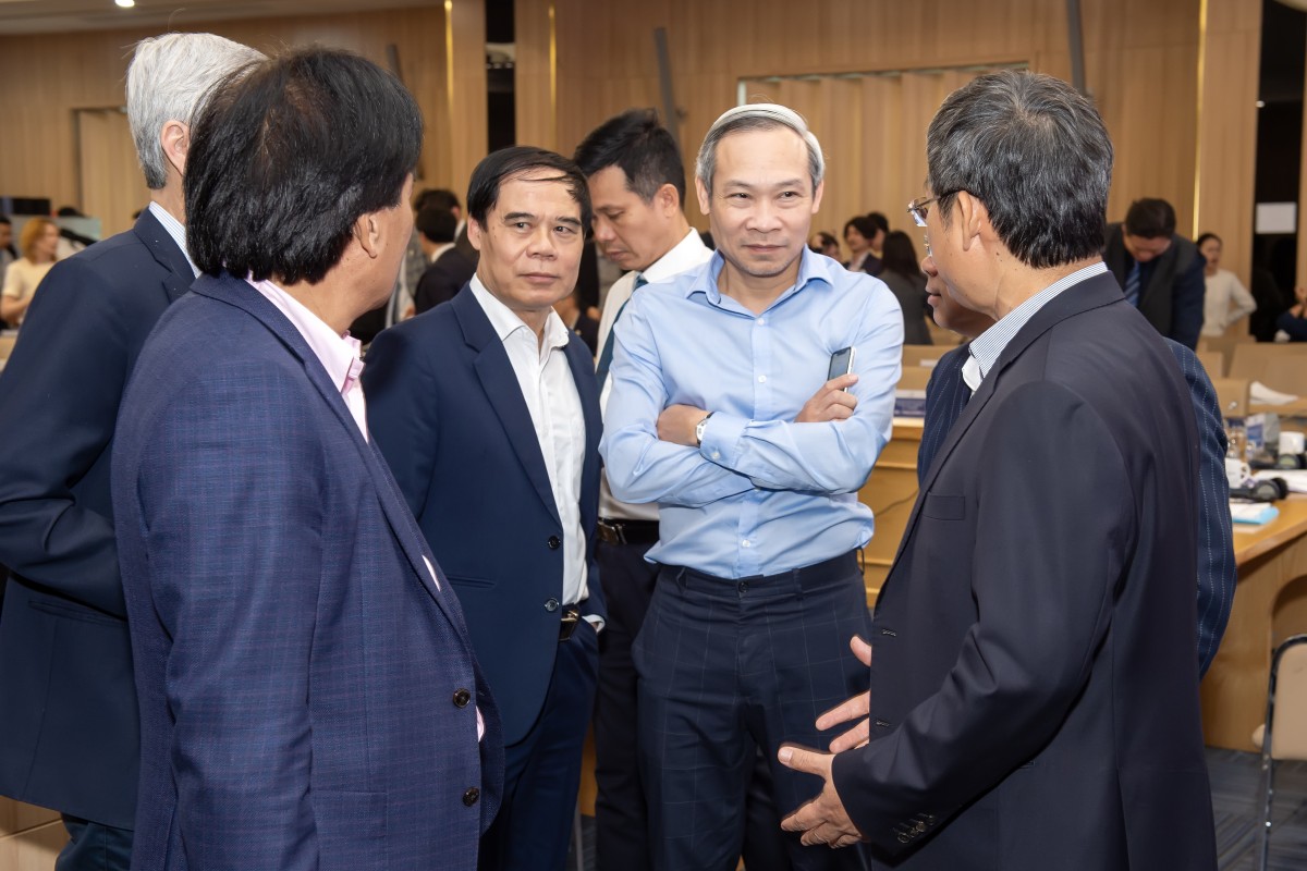 Realizing the Goals of Politburo Resolution No. 70 on Ensuring National Energy Security Realizing the Goals of Politburo Resolution No. 70 on Ensuring National Energy Security