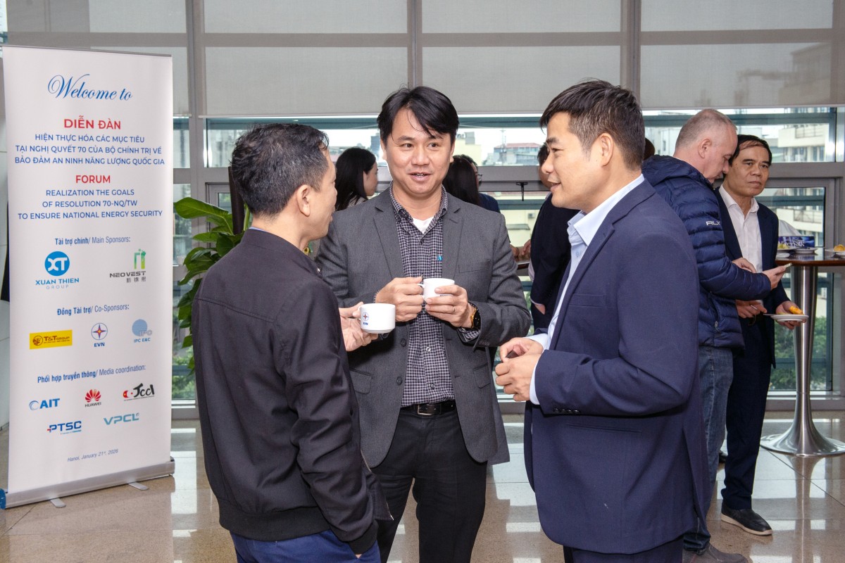 Realizing the Goals of Politburo Resolution No. 70 on Ensuring National Energy Security Realizing the Goals of Politburo Resolution No. 70 on Ensuring National Energy Security