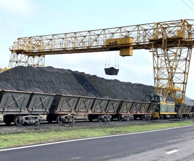 Tuyển than Cửa Ông duy trì sản xuất, chăm lo tốt đời sống người lao động