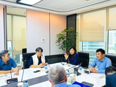 Chủ tịch HĐTV TKV làm việc với các đối tác cung cấp than của Indonesia