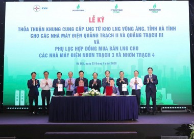 PV GAS ký các thỏa thuận LNG quy mô lớn với EVN và PV Power