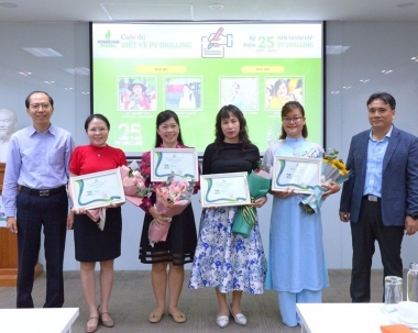 PV Drilling trao giải cuộc thi ‘Viết về PV Drilling’ nhân kỷ niệm 25 năm thành lập