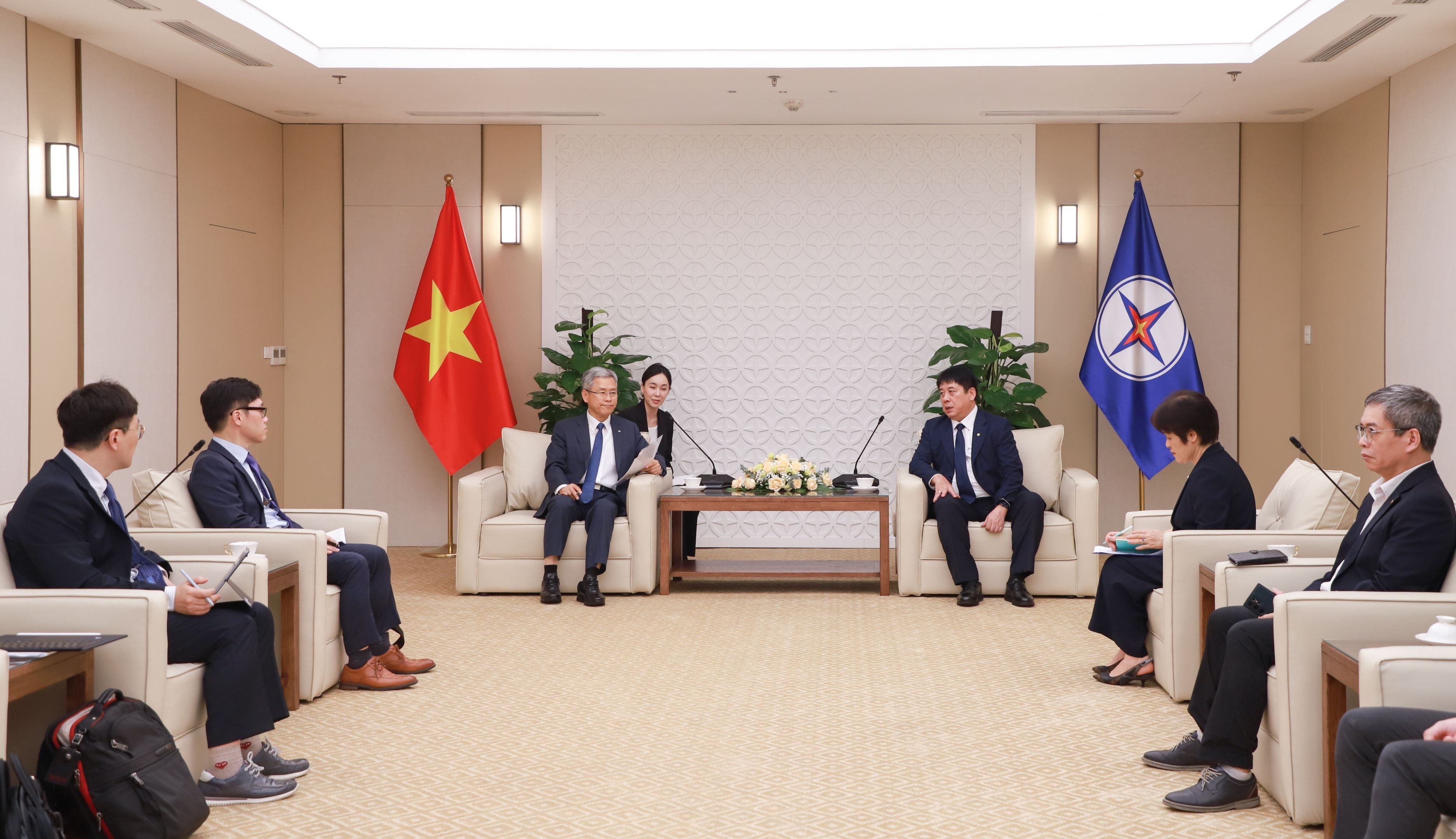 EVN, Hyosung and KEPCO expand cooperation on new power projects in Vietnam