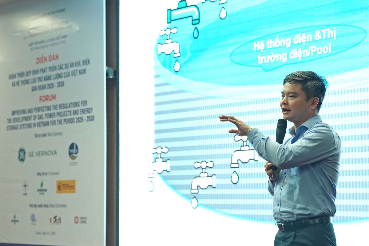 Improving and perfecting the regulations for the development of gas, power projects and energy storage systems in Vietnam for the period 2026 – 2030