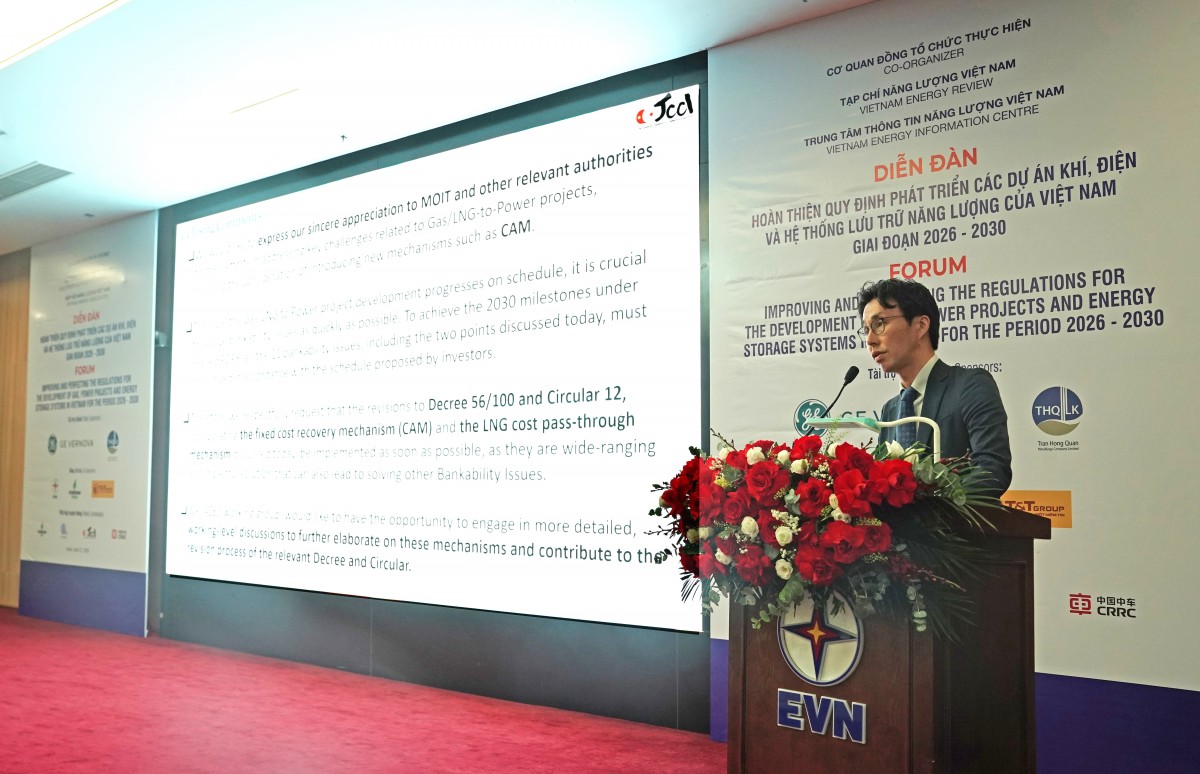 Improving and perfecting the regulations for the development of gas, power projects and energy storage systems in Vietnam for the period 2026 – 2030
