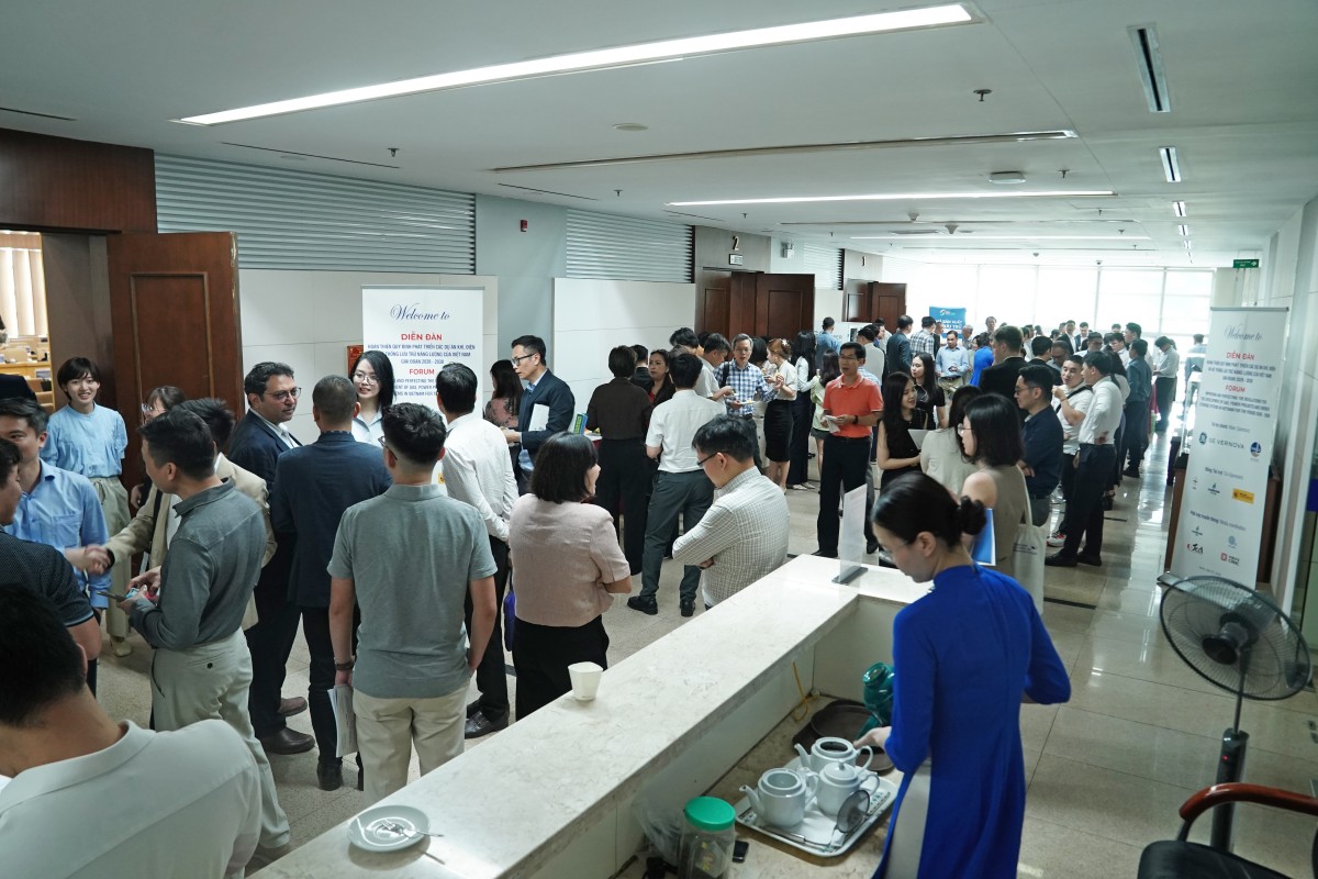 CRRC Zhuzhou Institute Showcases Advanced BESS Solutions at Vietnam Energy Forum
