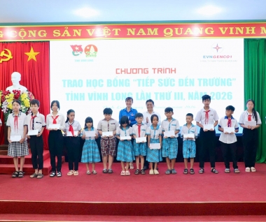 Công ty Nhiệt điện Duyên Hải chắp cánh tương lai từ những suất học bổng nghĩa tình