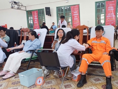 Mười năm người thợ điện Công ty Điện lực Lâm Đồng viết tiếp hành trình của sự sống