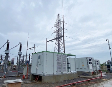 EVNNPC đưa vào vận hành hệ thống pin lưu trữ năng lượng (BESS) đầu tiên tại Ninh Bình