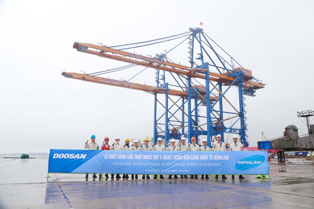 Doosan Vina completed the eight-giant Ship-to-Shore cranes for Gemalink international port