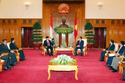 pm meets with russian energy commission chief