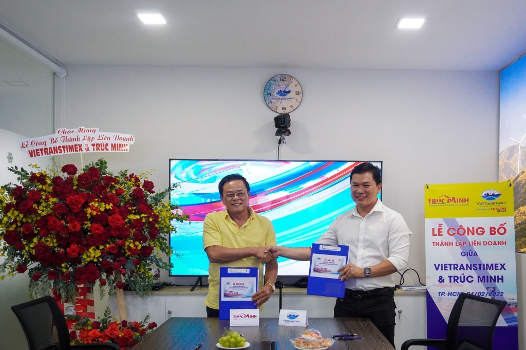 VTT and Truc Minh established a Joint venture in the field of waterway transportation of over-Weight over-size doods
