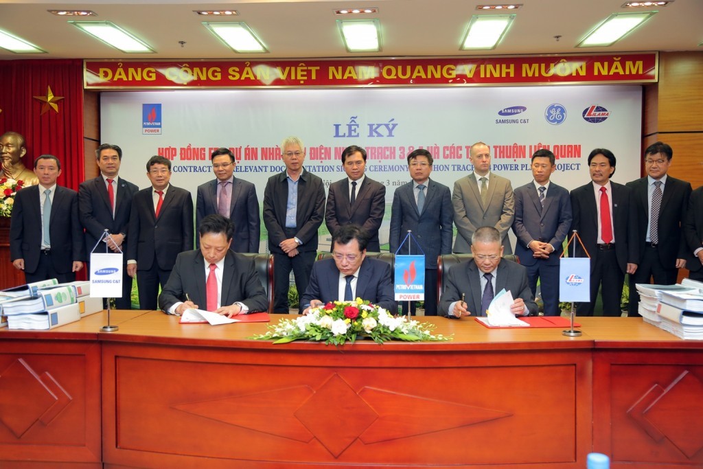 Signing EPC contract for Nhon Trach 3 and 4 power projects