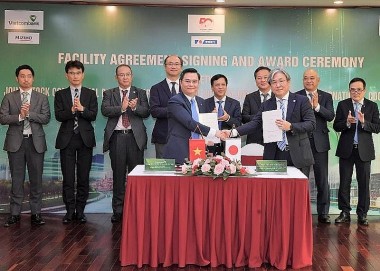 JBIC and VCB signed a contract to finance the  RE development in Vietnam