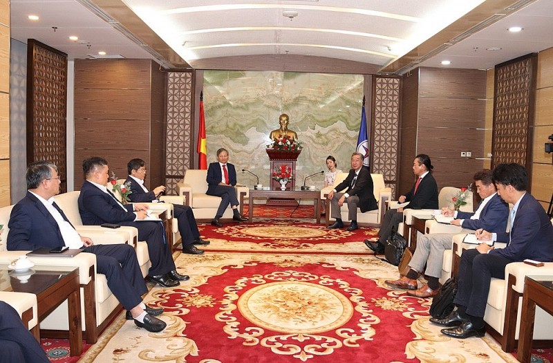 Marubeni would like to cooperate with EVN in the new LNG power projects
