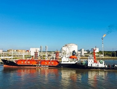 the opportunities and challenges for lng market development in vietnam