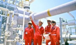 oil and gas group pays nearly 26 billion usd to state in seven months