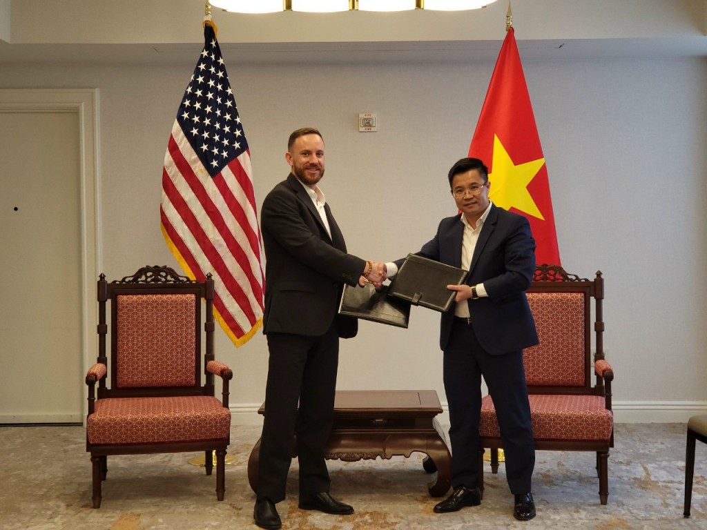 UPC Renewables and IPC: Cooperate to develop renewable energy in Vietnam