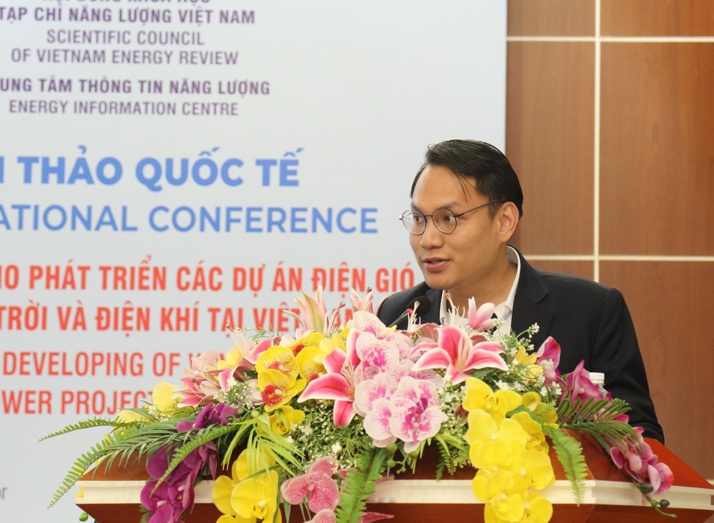 What mechanism for Vietnam to develop sustainably gas, wind and solar power sources?