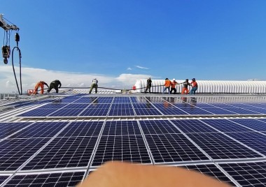 adb financing the rooftop solar power projects for business part in vietnam