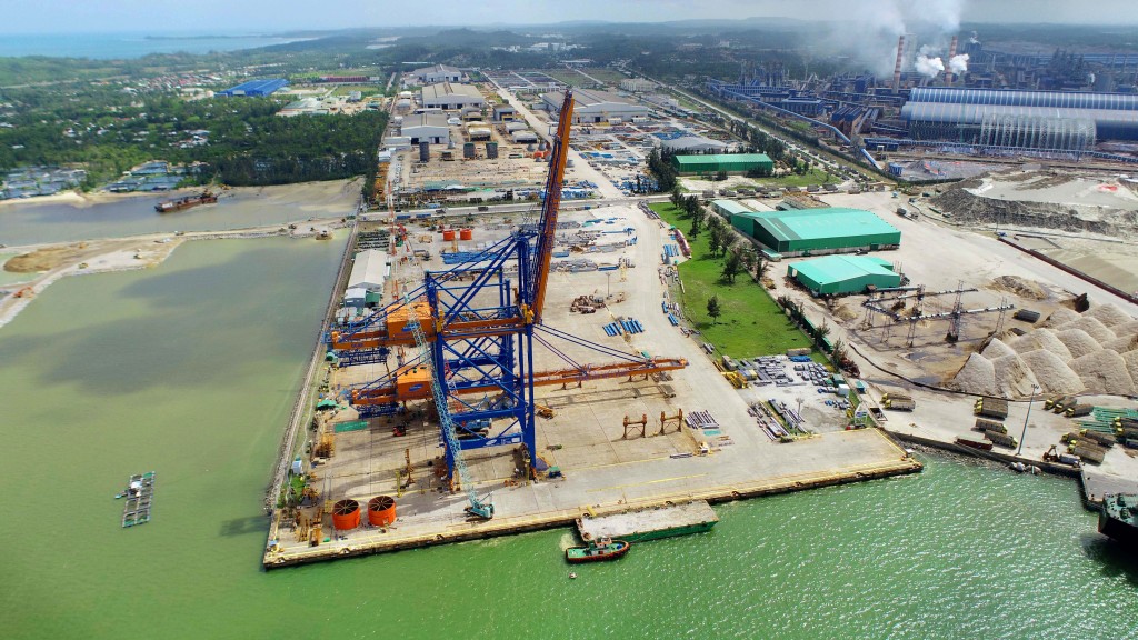 Doosan Vina completed the super erection of Gemalink’s STS cranes unit 7