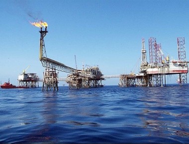 petrovietnam pvn exploited the domestic and foreign oil output with a high level