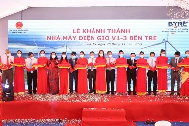 inaugurating v1 3 wind power project in ben tre province