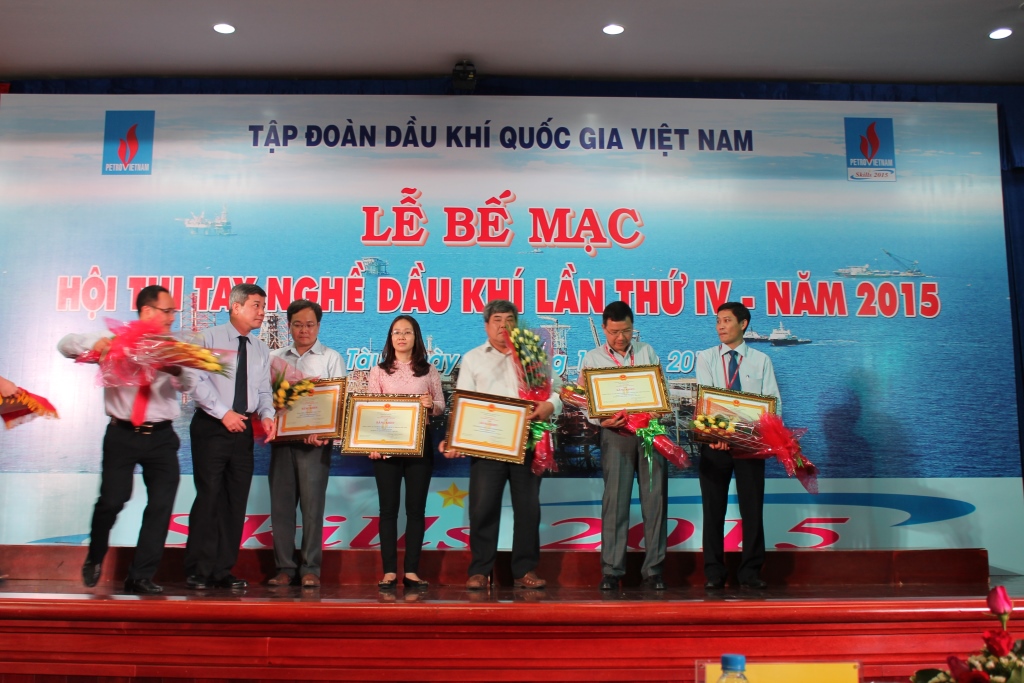 First place for PV Drilling at the 4th Petrovietnam's vocational contest in 2015