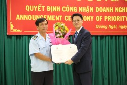 Doosan Vina Certified the Customs’ AEO Certificate