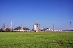 dung quat oil refinery has achieved the top 10 of friendly green plants