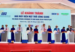 inaugurating song giang solar power project