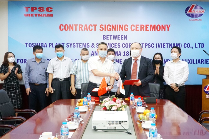 Signing a contract to install turbines and generators for Van Phong 1 Thermal Power Project
