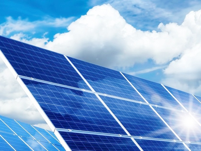Approving to invest in LIG solar power project in Quang Tri province