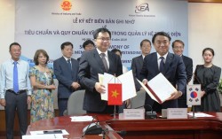 Vietnam and Korea signed a MOU on the technical standards in the power system management