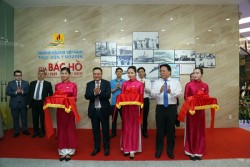 photo exhibition 60 years of petroleum industry to implement uncle hos wish