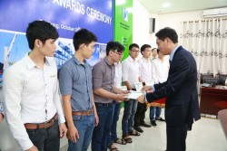 doosans vietnamese scholarships pass the quarter million dollar mark
