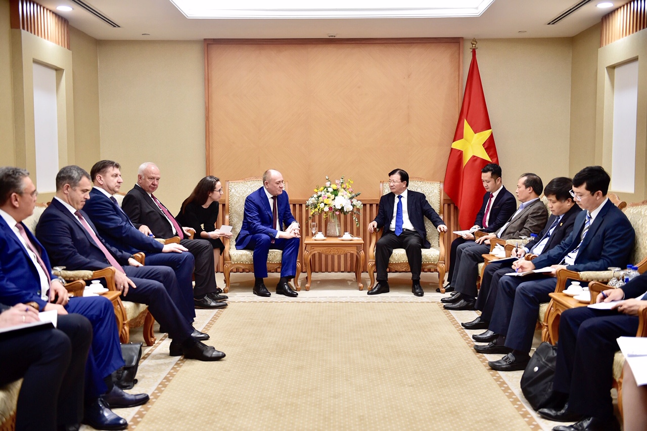Gazprom would like to develop more the new oil and gas projects in Vietnam